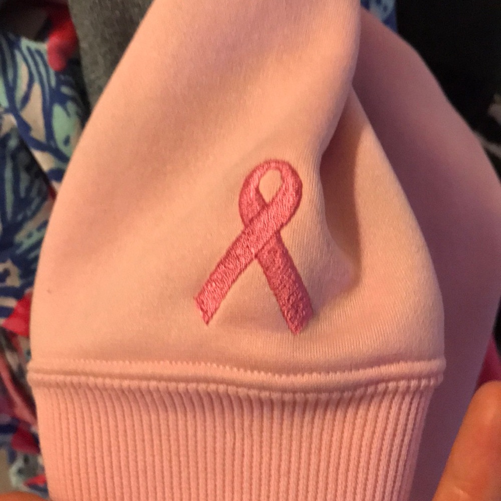 Light pink and grey under armor hoodie - Picture 5 of 5